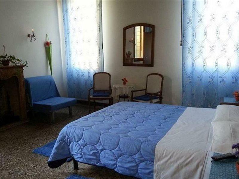 Ca' Contarini Hotel